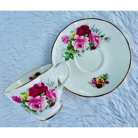 Vintage Golden Crown Fine Bone China Rose Teacup And Saucer Set - Picture 12 of 12